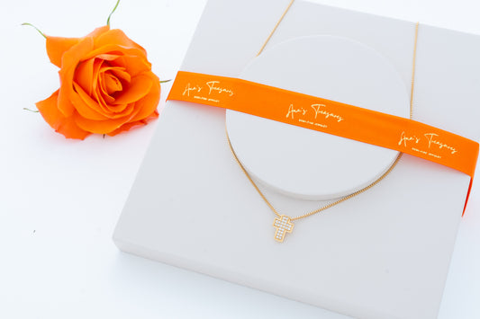 Pendant - Cross with delicate stones