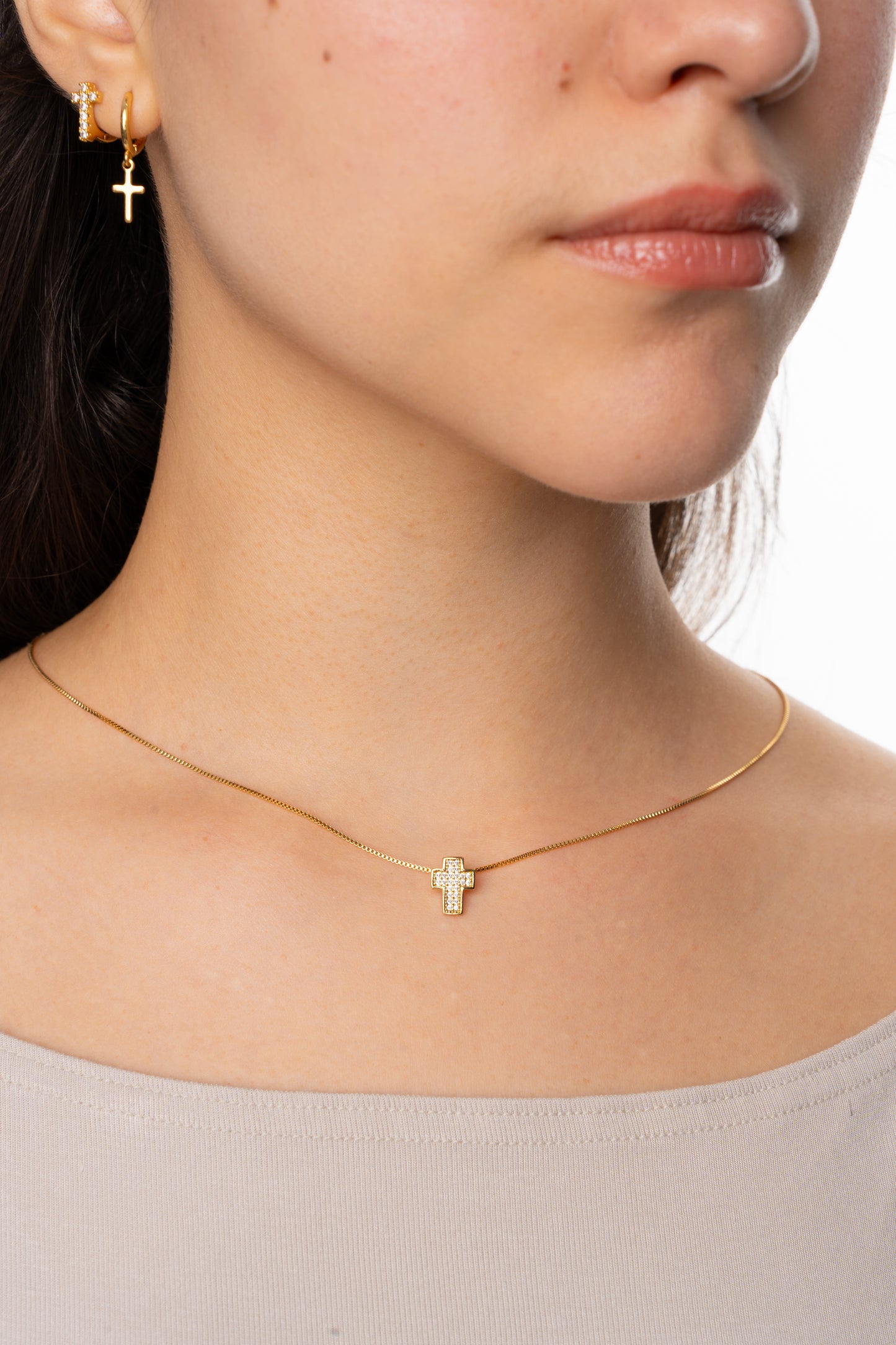 Pendant - Cross with delicate stones